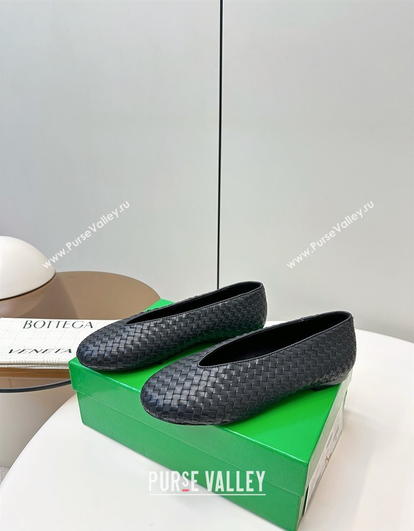 Bottega Veneta Rosa Ballerinas Flat in Mini Intrecciato Leather Black 2025 (MD-250823010)