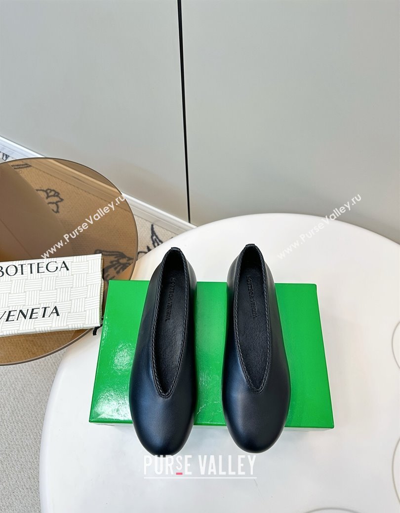 Bottega Veneta Rosa Ballerinas Flat in Calfskin Leather Black 2025 (MD-250823012)