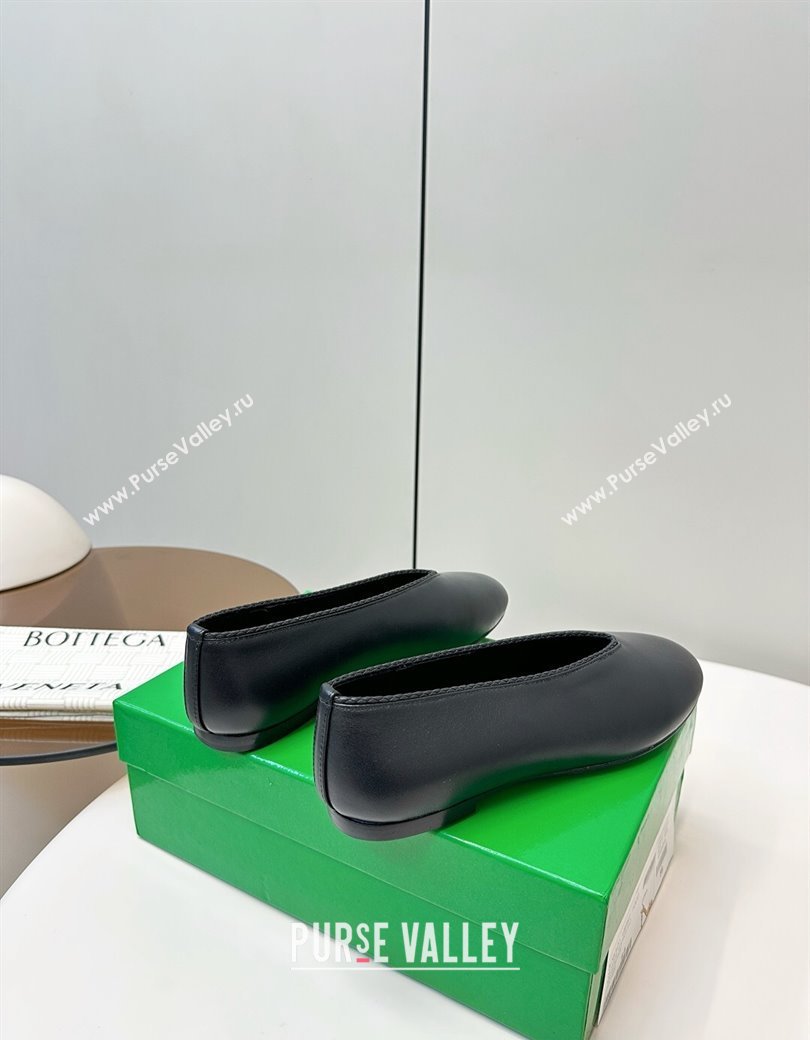 Bottega Veneta Rosa Ballerinas Flat in Calfskin Leather Black 2025 (MD-250823012)