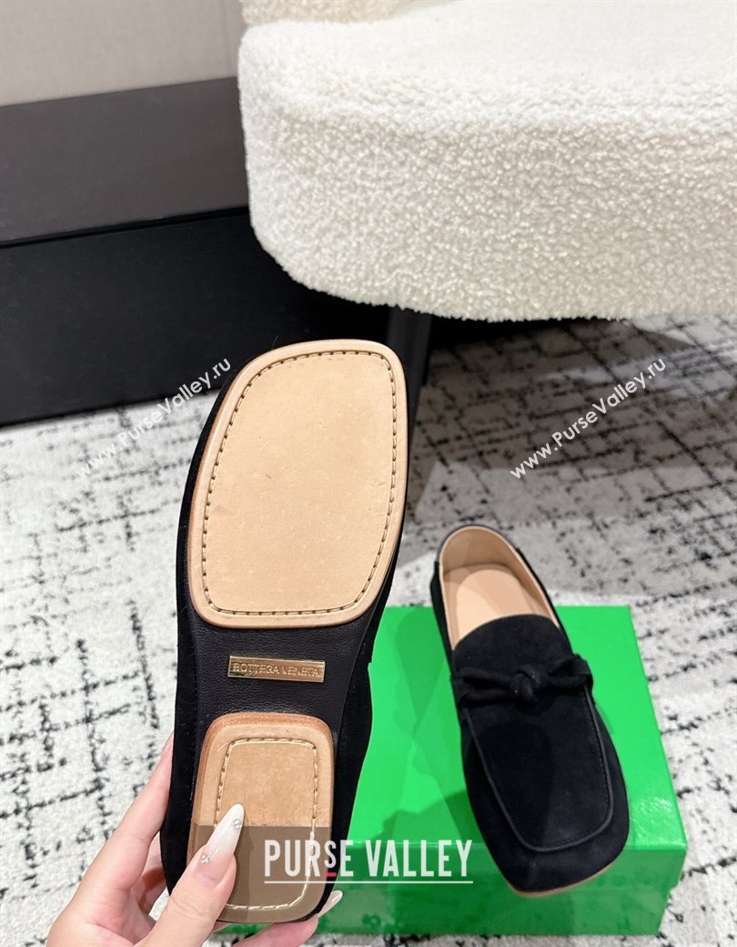 Bottega Veneta Daddy Loafers in Suede Black 2025 (MD-250823055)