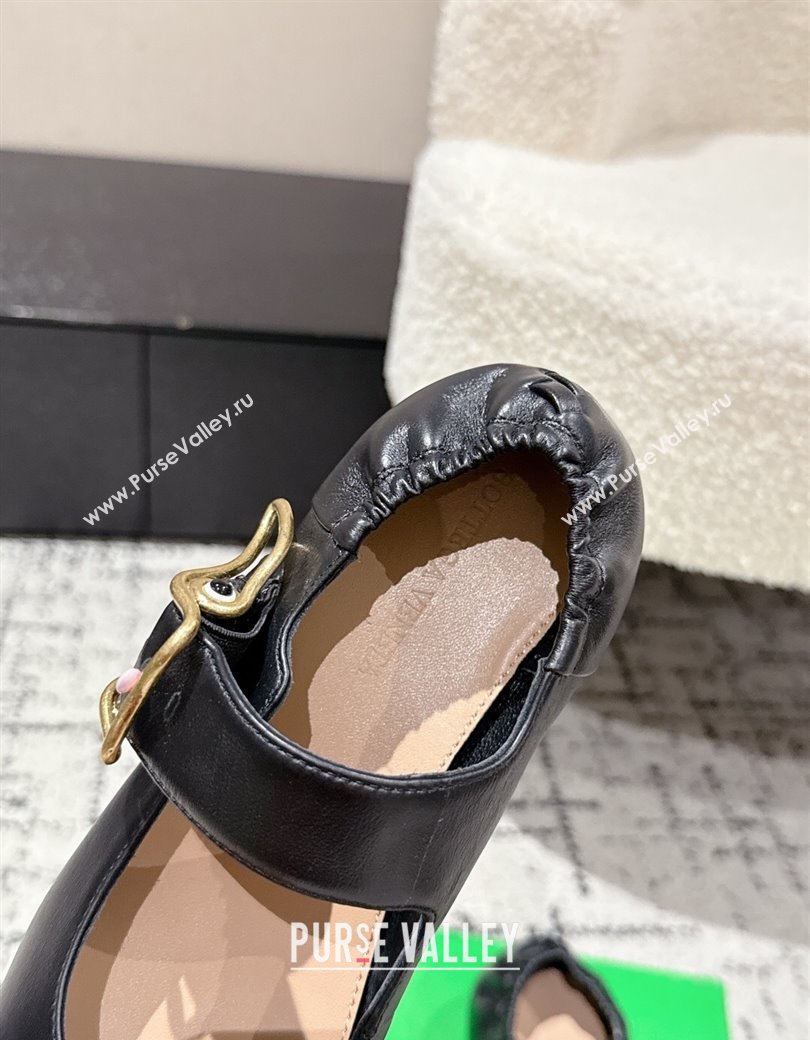 Bottega Veneta Astaire Mary-Jane Ballerinas Flat in Lambskin Leather with Rabbit Shaped Buckle Black 2025 (MD-250823057)