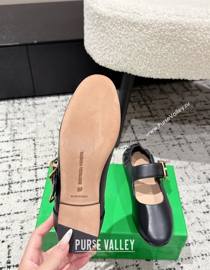 Bottega Veneta Astaire Mary-Jane Ballerinas Flat in Lambskin Leather with Rabbit Shaped Buckle Black 2025 (MD-250823057)