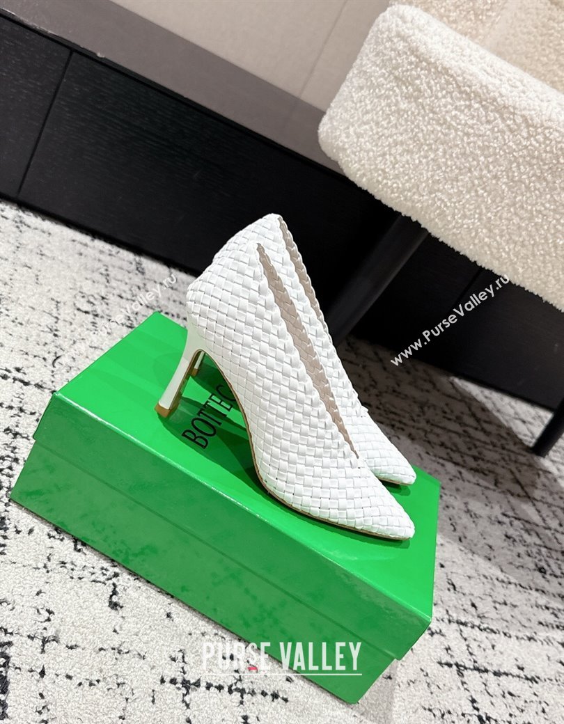 Bottega Veneta Sofia Heel Pumps 9cm in Intreccio Leather White 2025 (MD-250823028)