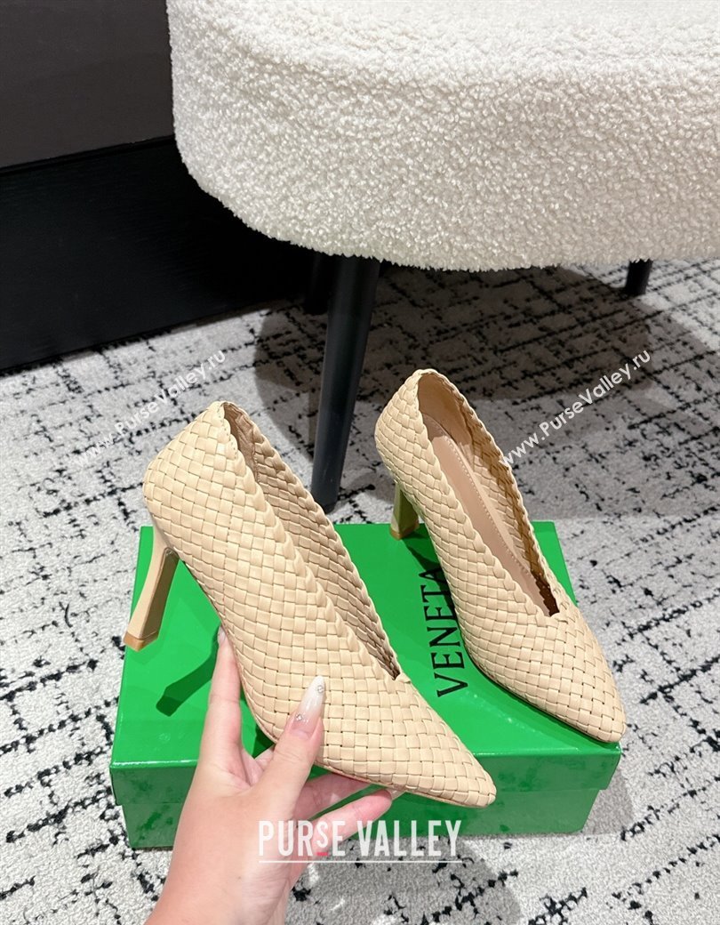 Bottega Veneta Sofia Heel Pumps 9cm in Intreccio Leather Nude 2025 (MD-250823029)