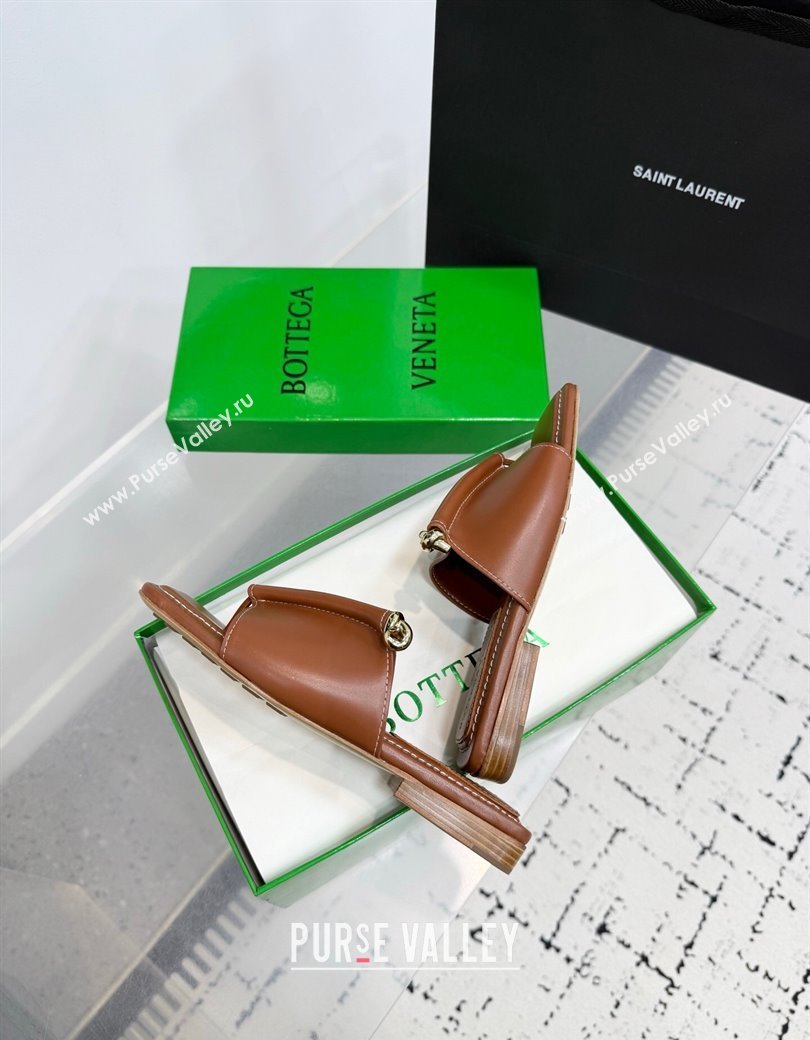 Bottega Veneta Solstice Flat Thong Slides Sandal in Calfskin Leather Brown 2025 (KER-250823063)