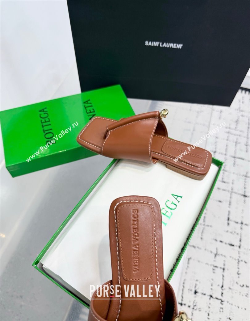 Bottega Veneta Solstice Flat Thong Slides Sandal in Calfskin Leather Brown 2025 (KER-250823063)