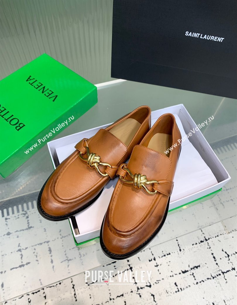 Bottega Veneta Astaire Loafers in Faded Calfskin with Knot Brown/Gold 2025 (KER-250823038)
