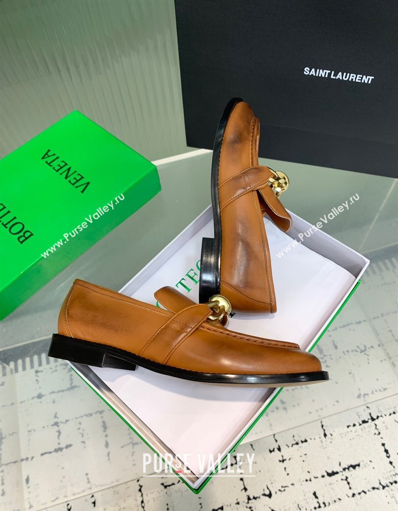 Bottega Veneta Astaire Loafers in Faded Calfskin with Knot Brown/Gold 2025 (KER-250823038)