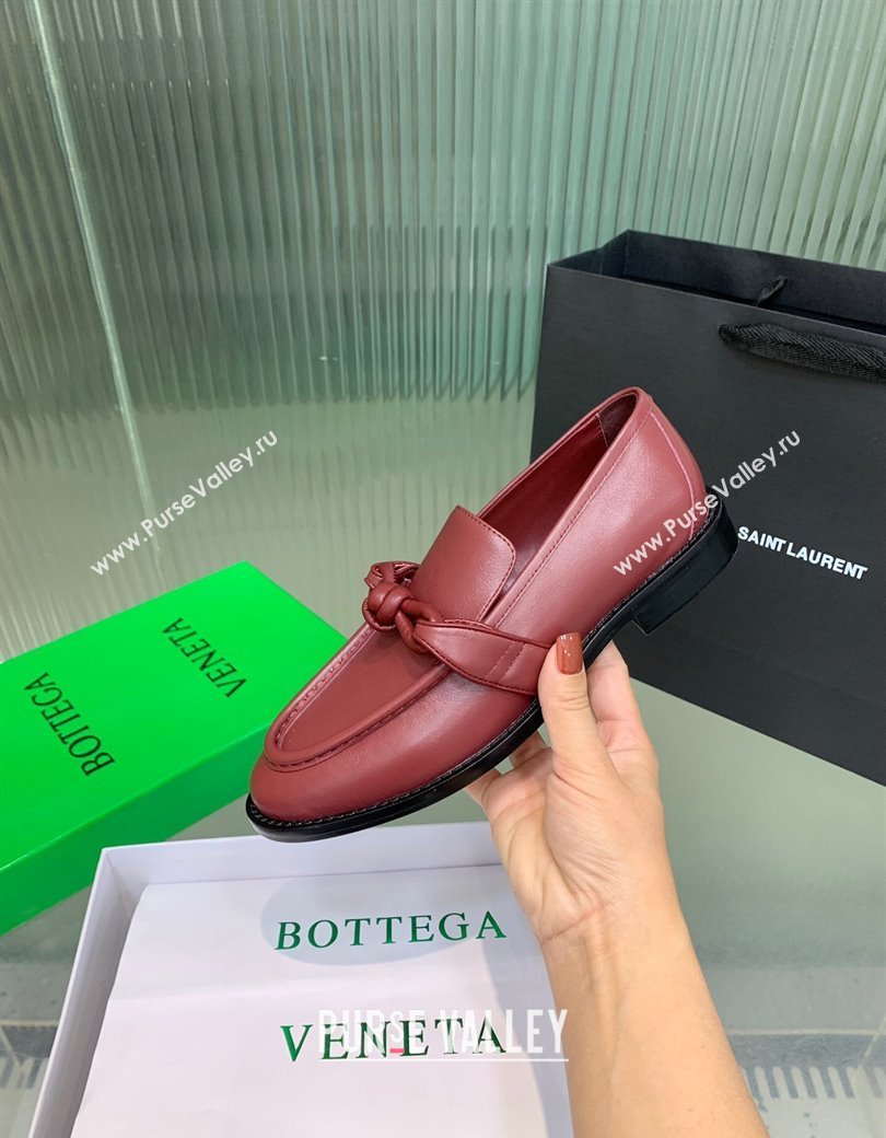 Bottega Veneta Astaire Loafers in Calfskin Leather with One-Tone Knot Red 2025 (KER-250823039)