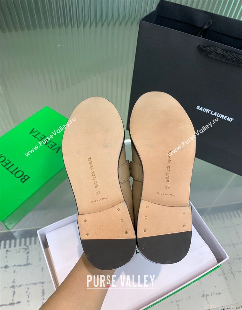 Bottega Veneta Astaire Loafers in Calfskin Leather with One-Tone Knot Beige 2025 (KER-250823040)