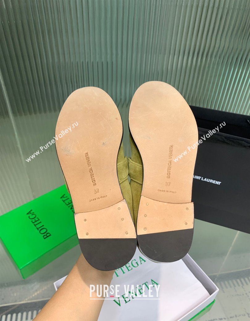 Bottega Veneta Astaire Loafers in Suede with One-Tone Knot Green 2025 (KER-250823041)