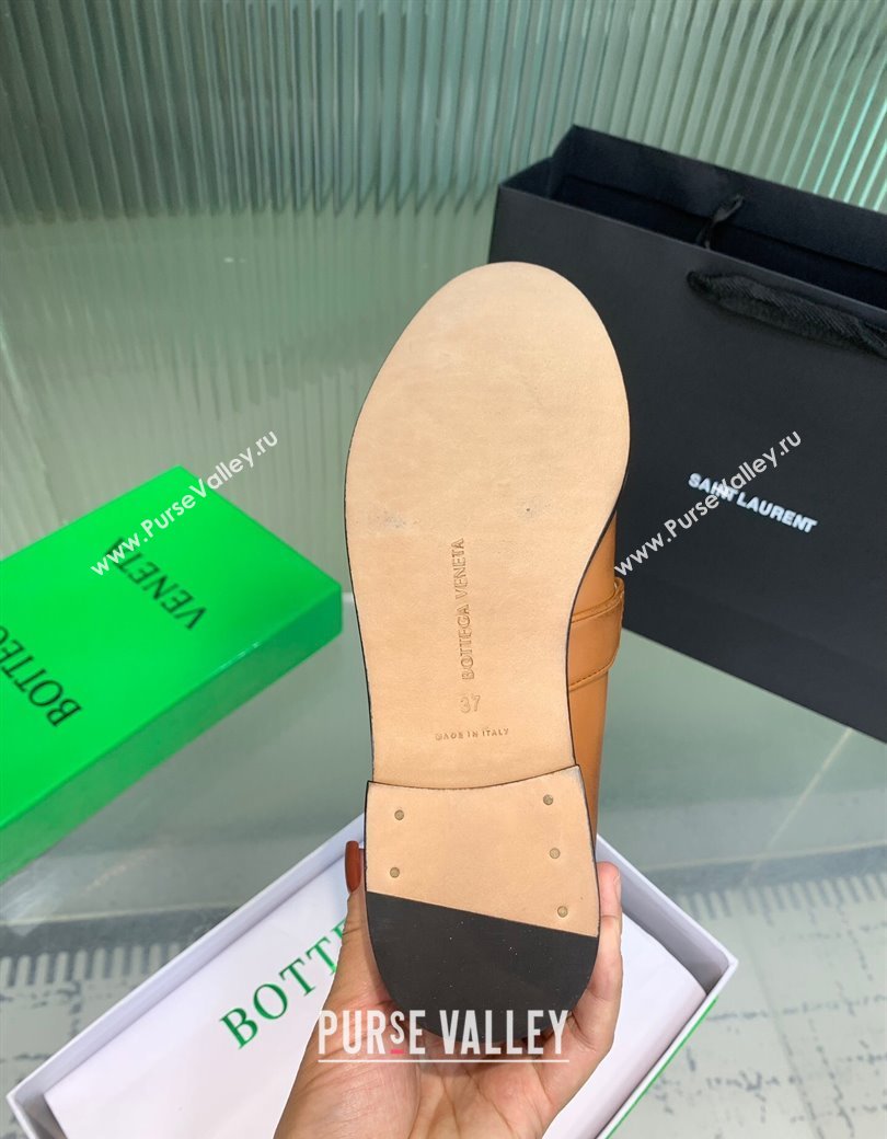 Bottega Veneta Astaire Loafers in Faded Calfskin with One-Tone Knot Brown 2025 (KER-250823042)