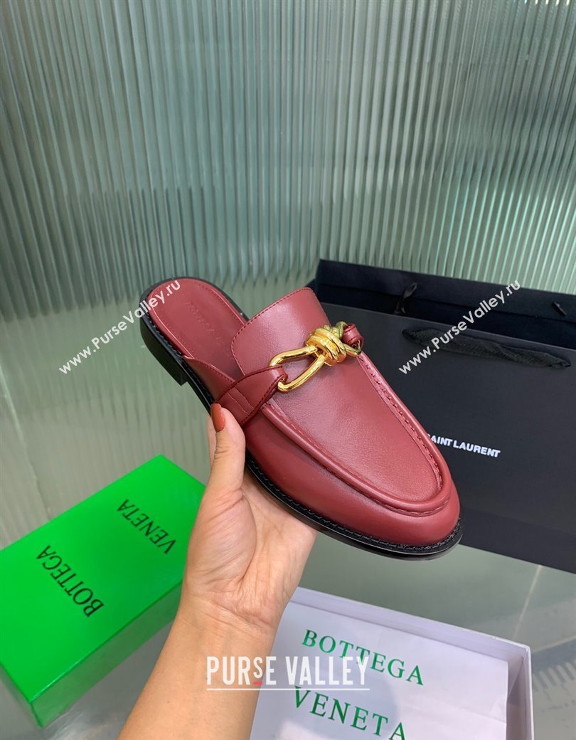 Bottega Veneta Astaire Flat Mules in Calfskin Leather with Knot Red/Gold 2025 (KER-250823044)