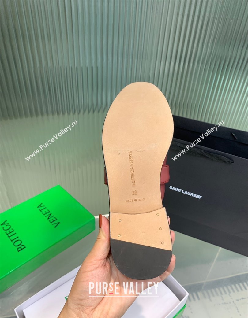 Bottega Veneta Astaire Flat Mules in Calfskin Leather with Knot Red/Gold 2025 (KER-250823044)