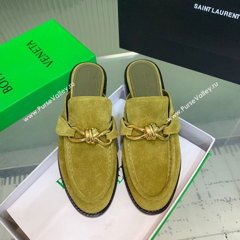 Bottega Veneta Astaire Flat Mules in Suede with Knot Green/Gold 2025 (KER-250823046)