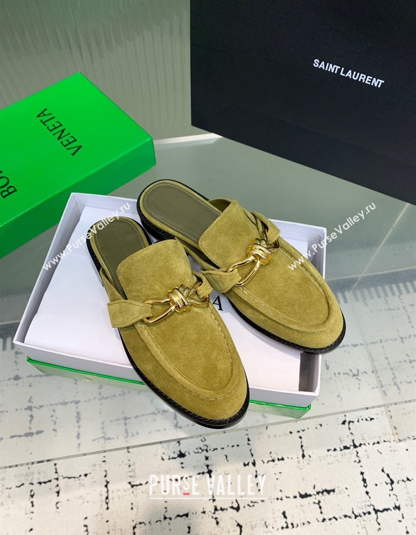 Bottega Veneta Astaire Flat Mules in Suede with Knot Green/Gold 2025 (KER-250823046)