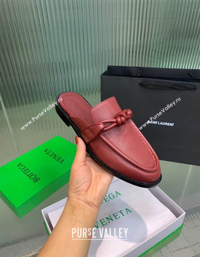 Bottega Veneta Astaire Flat Mules in Calfskin Leather with One-Tone Knot Red 2025 (KER-250823050)