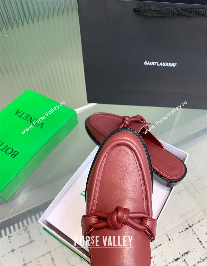 Bottega Veneta Astaire Flat Mules in Calfskin Leather with One-Tone Knot Red 2025 (KER-250823050)