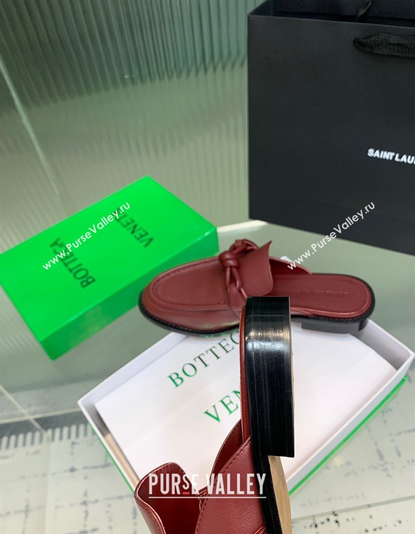 Bottega Veneta Astaire Flat Mules in Calfskin Leather with One-Tone Knot Red 2025 (KER-250823050)