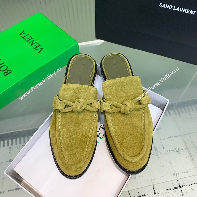 Bottega Veneta Astaire Flat Mules in Suede with One-Tone Knot Green 2025 (KER-250823051)