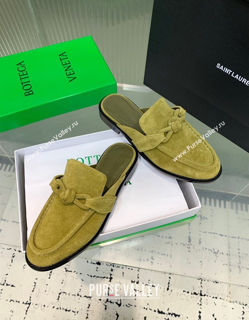 Bottega Veneta Astaire Flat Mules in Suede with One-Tone Knot Green 2025 (KER-250823051)
