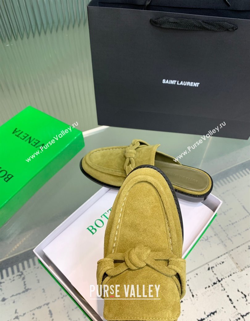 Bottega Veneta Astaire Flat Mules in Suede with One-Tone Knot Green 2025 (KER-250823051)