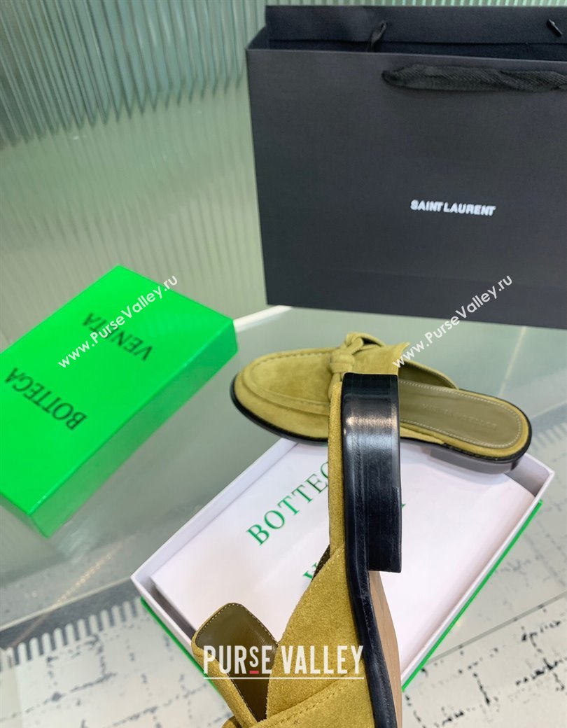 Bottega Veneta Astaire Flat Mules in Suede with One-Tone Knot Green 2025 (KER-250823051)