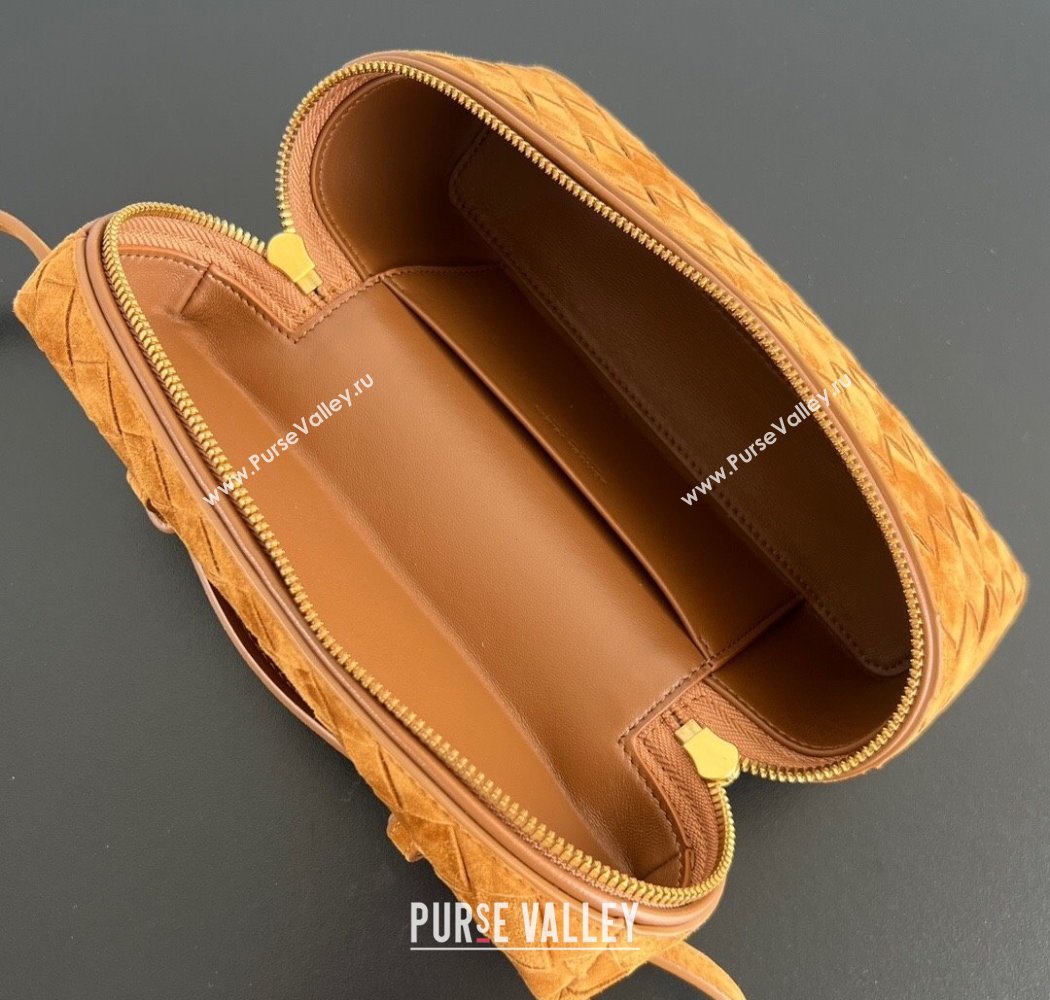 Bottega Veneta Bang Bang Vanity Case in Intrecciato Suede Amber Brown 2025 789109 (WT-250924021)