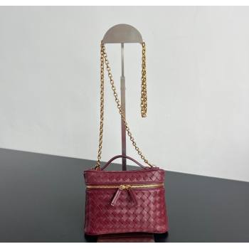 Bottega Veneta Small Soft Vanity Bag in Intrecciato Leather Barolo Red 2025 843800 (WT-250924001)