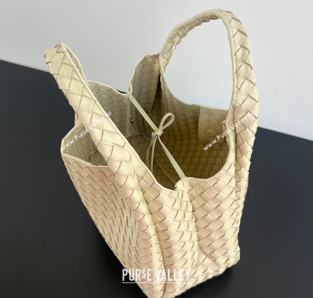 Bottega Veneta Large Campana Shoulder Bag in Intrecciato Leather Sea Salt 2025 844250 (WT-250924011)