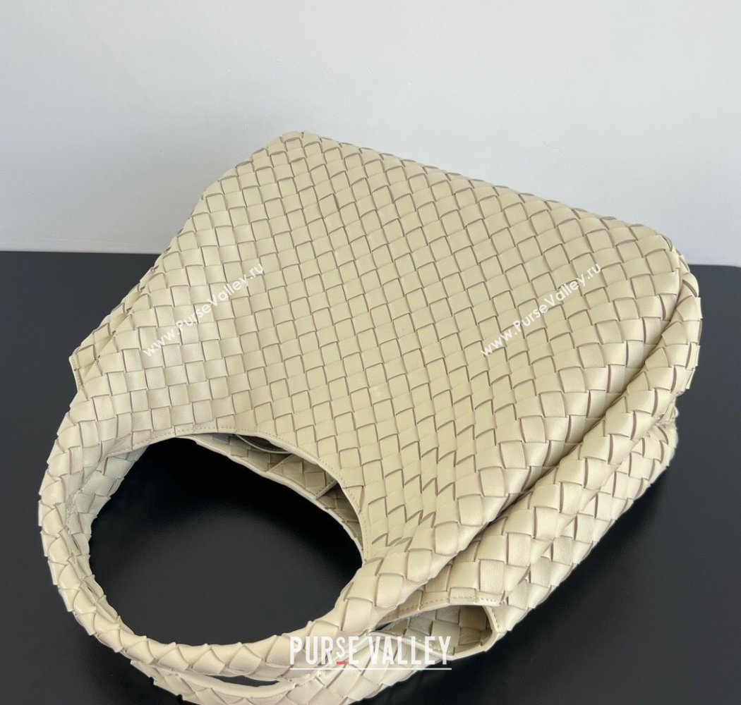 Bottega Veneta Large Campana Shoulder Bag in Intrecciato Leather Sea Salt 2025 844250 (WT-250924011)