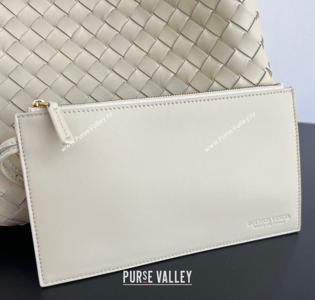 Bottega Veneta Large Campana Shoulder Bag in Intrecciato Leather Sea Salt 2025 844250 (WT-250924011)