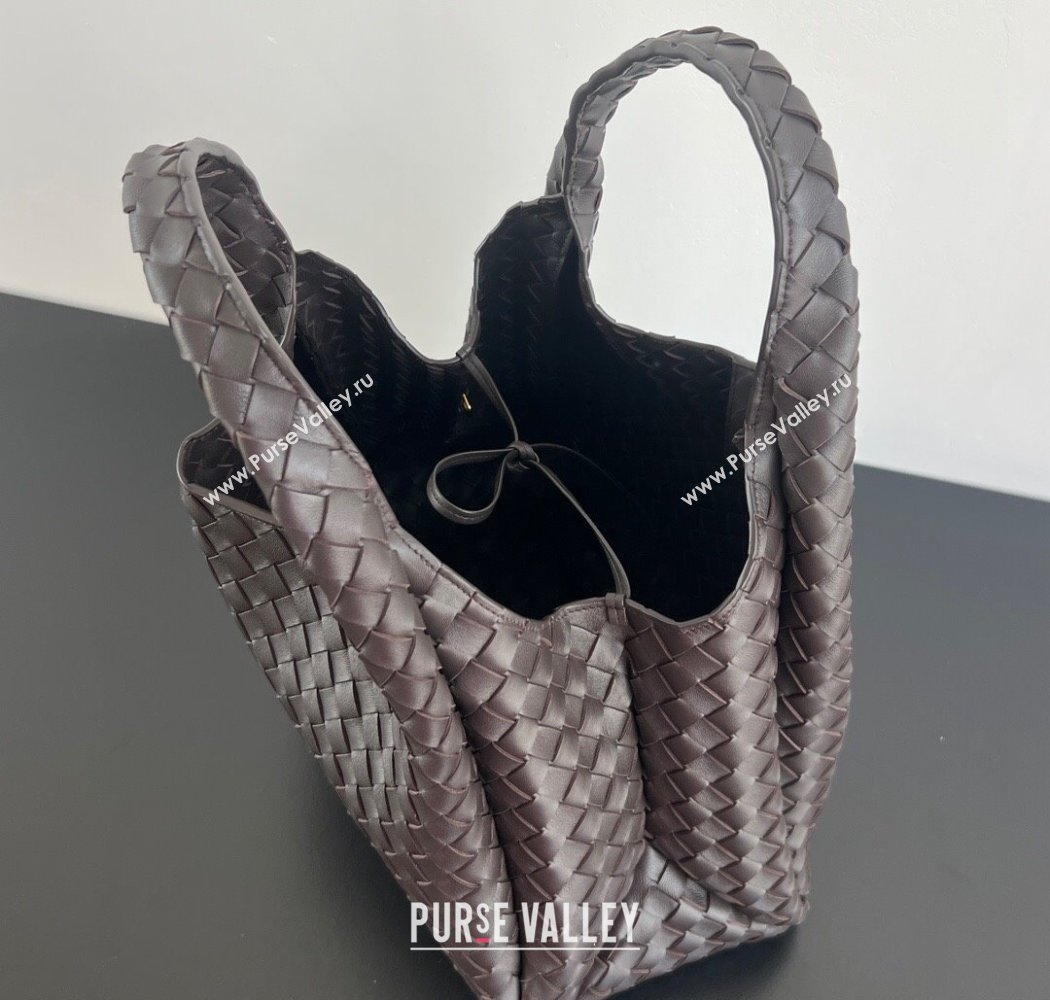 Bottega Veneta Large Campana Shoulder Bag in Intrecciato Leather Fondant Brown 2025 844250 (WT-250924012)