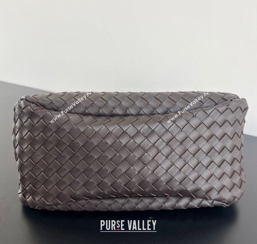 Bottega Veneta Large Campana Shoulder Bag in Intrecciato Leather Fondant Brown 2025 844250 (WT-250924012)