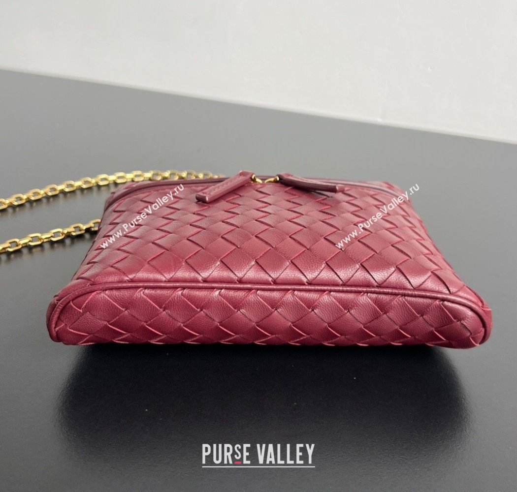 Bottega Veneta Small Soft Vanity Bag in Intrecciato Leather Barolo Red 2025 843800 (WT-250924001)