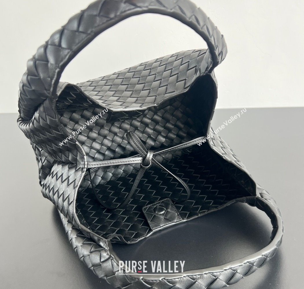Bottega Veneta Campana Shoulder Bag in Intrecciato Leather Black 2025 844249 (WT-250924007)