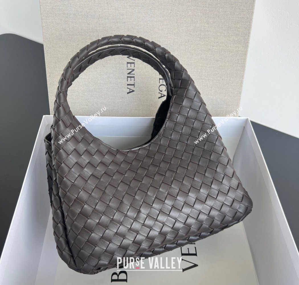 Bottega Veneta Campana Shoulder Bag in Intrecciato Leather Fondant Brown 2025 844249 (WT-250924008)