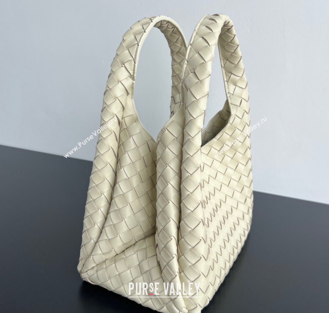 Bottega Veneta Campana Shoulder Bag in Intrecciato Leather Sea Salt 2025 844249 (WT-250924009)