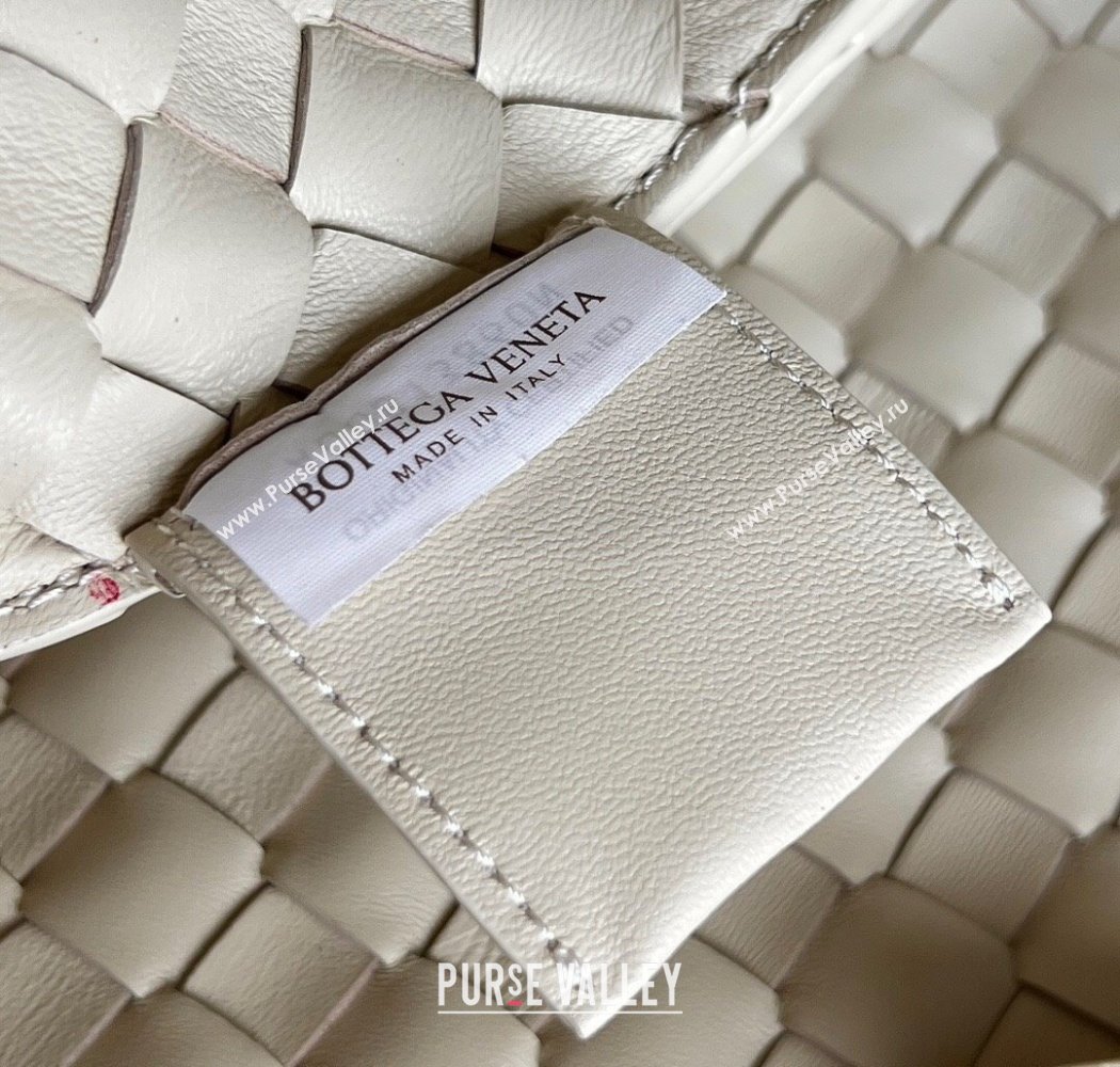 Bottega Veneta Campana Shoulder Bag in Intrecciato Leather Sea Salt 2025 844249 (WT-250924009)