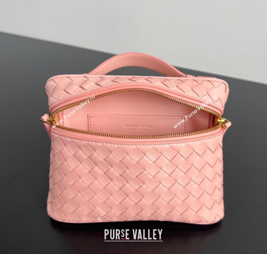 Bottega Veneta Small Soft Vanity Bag in Intrecciato Leather Rose Pink 2025 843800 (WT-250924003)