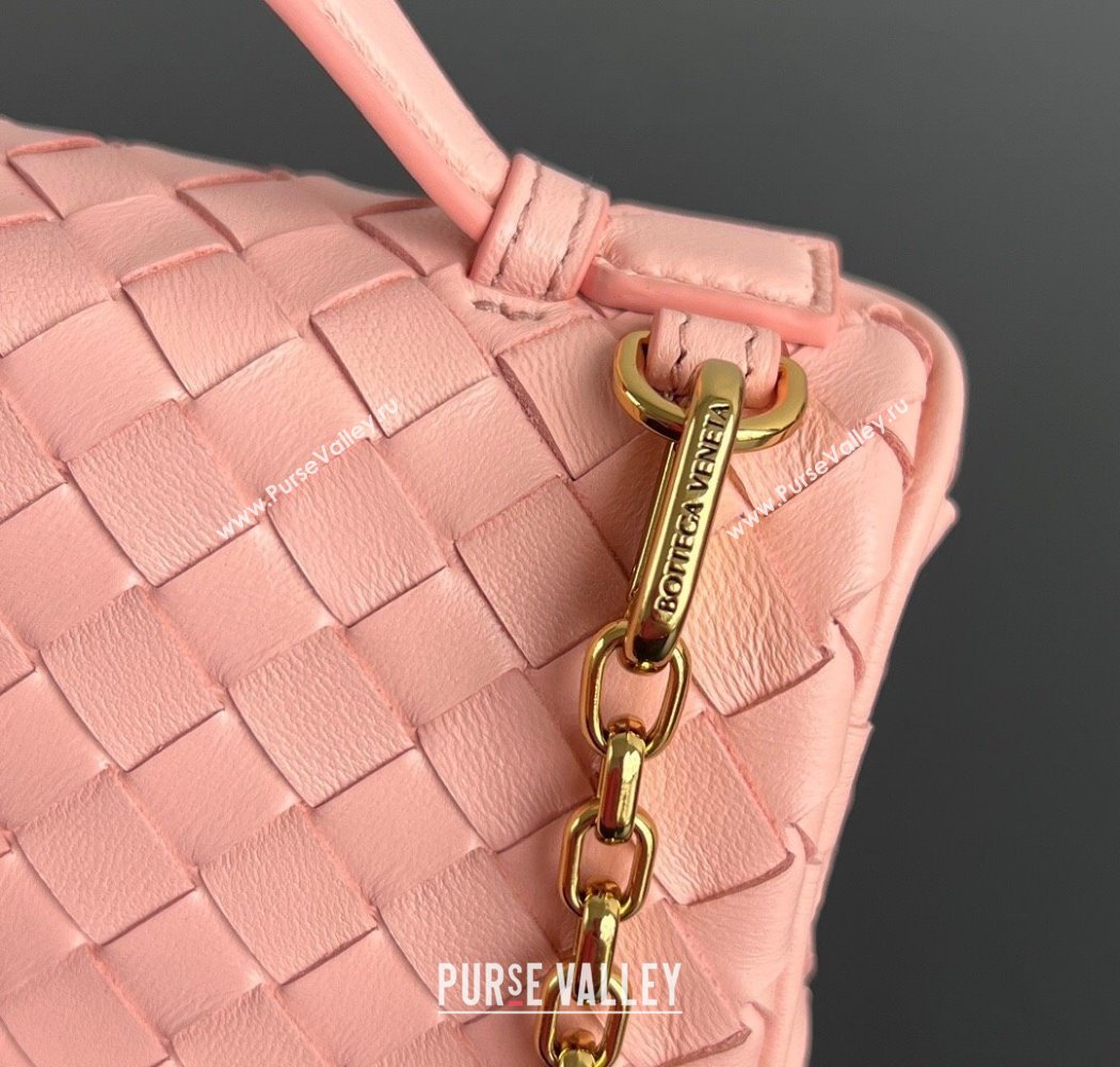 Bottega Veneta Small Soft Vanity Bag in Intrecciato Leather Rose Pink 2025 843800 (WT-250924003)