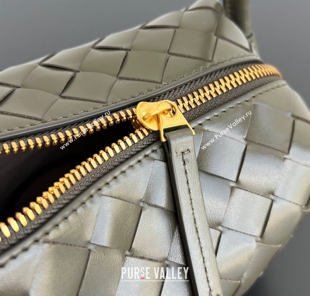 Bottega Veneta Small Loop Cross-Body Bag in Intrecciato Leather 796615 Cypress Green 2025 (WT-250924029)