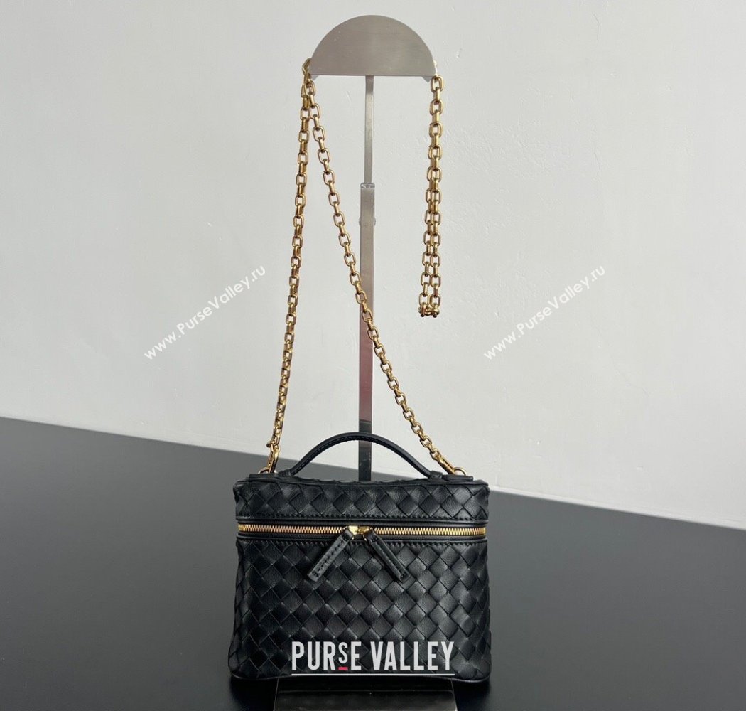 Bottega Veneta Small Soft Vanity Bag in Intrecciato Leather Black 2025 843800 (WT-250924002)