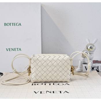 Bottega Veneta Mini Loop Camera Bag in Intrecciato Leather White 2025 723547 (WT-250924043)