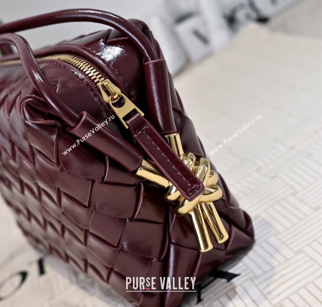Bottega Veneta Mini Loop Camera Bag in Intrecciato Leather Burgundy 2025 723547 (WT-250924044)
