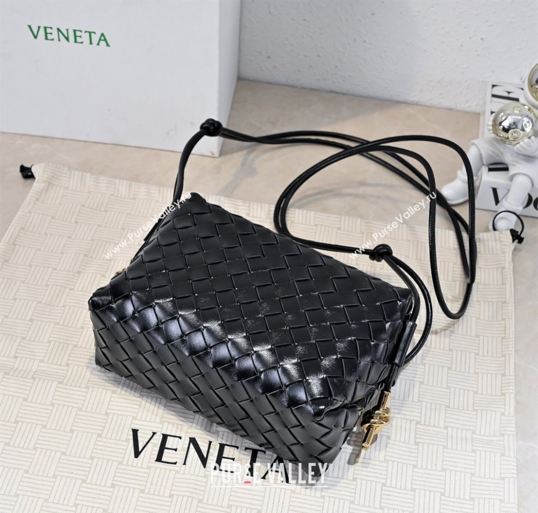 Bottega Veneta Loop Camera Bag in Intrecciato Leather Black 2025 723548 (WT-250924042)