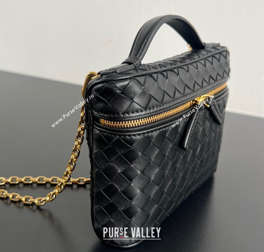 Bottega Veneta Small Soft Vanity Bag in Intrecciato Leather Black 2025 843800 (WT-250924002)