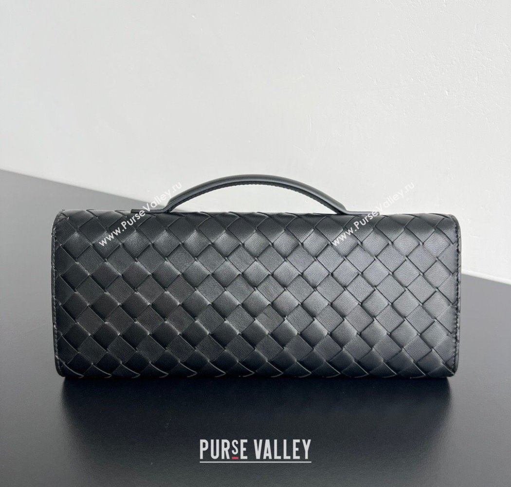 Bottega Veneta Andiamo Daisy Long Clutch Bag in Intrecciato Leather Black 2025 836810 (WT-250924023)