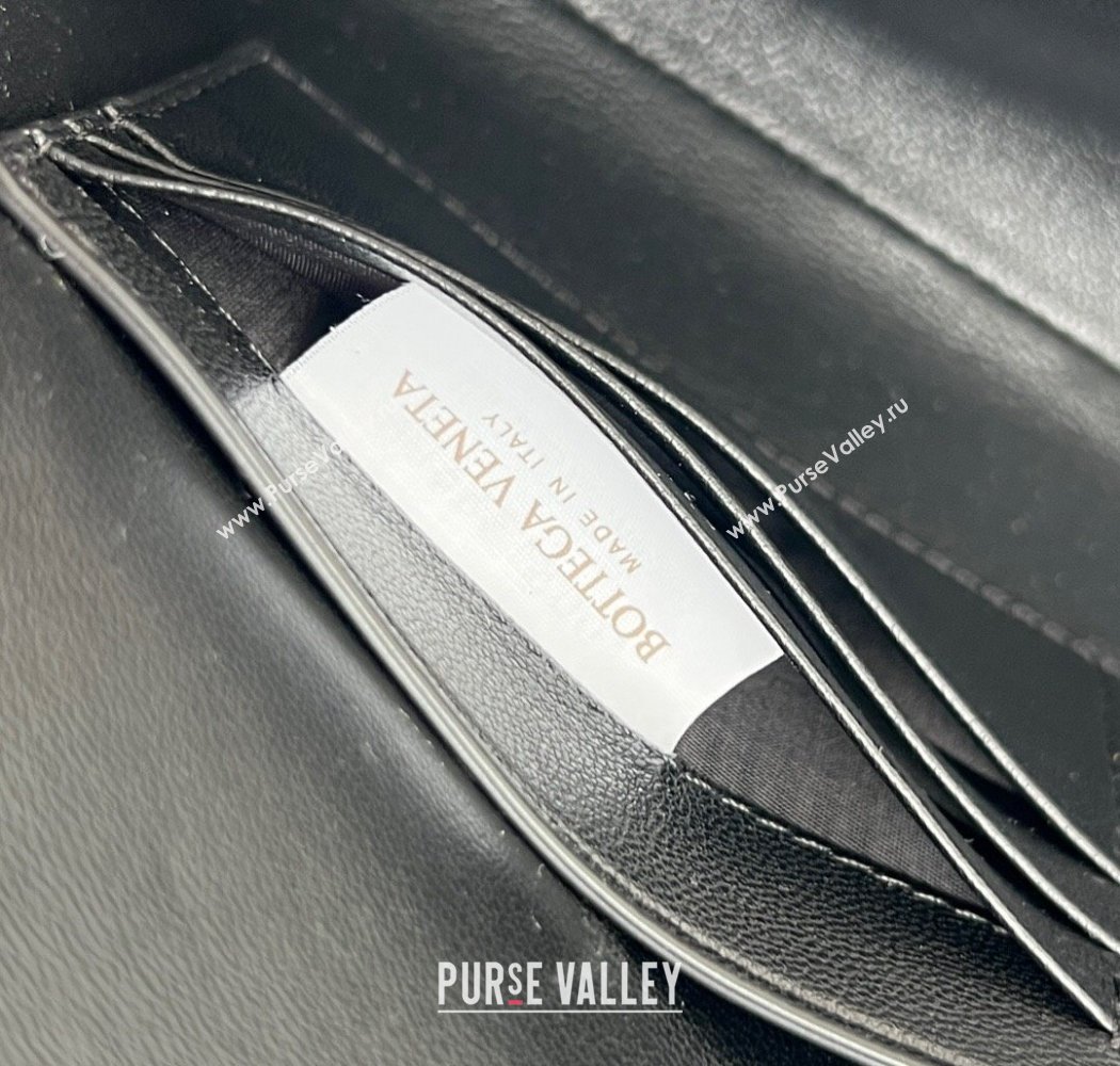 Bottega Veneta Andiamo Daisy Long Clutch Bag in Intrecciato Leather Black 2025 836810 (WT-250924023)