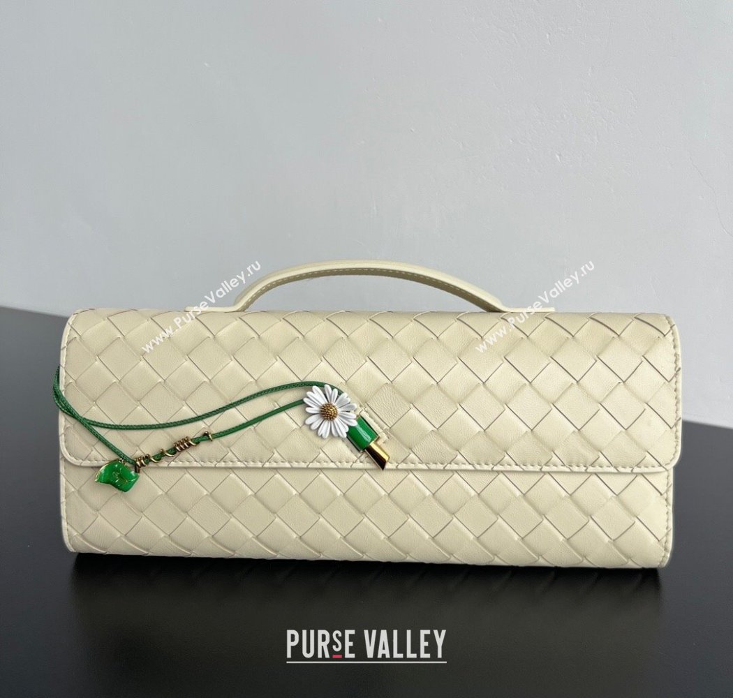 Bottega Veneta Andiamo Daisy Long Clutch Bag in Intrecciato Leather Sea Salt 2025 836810 (WT-250924024)